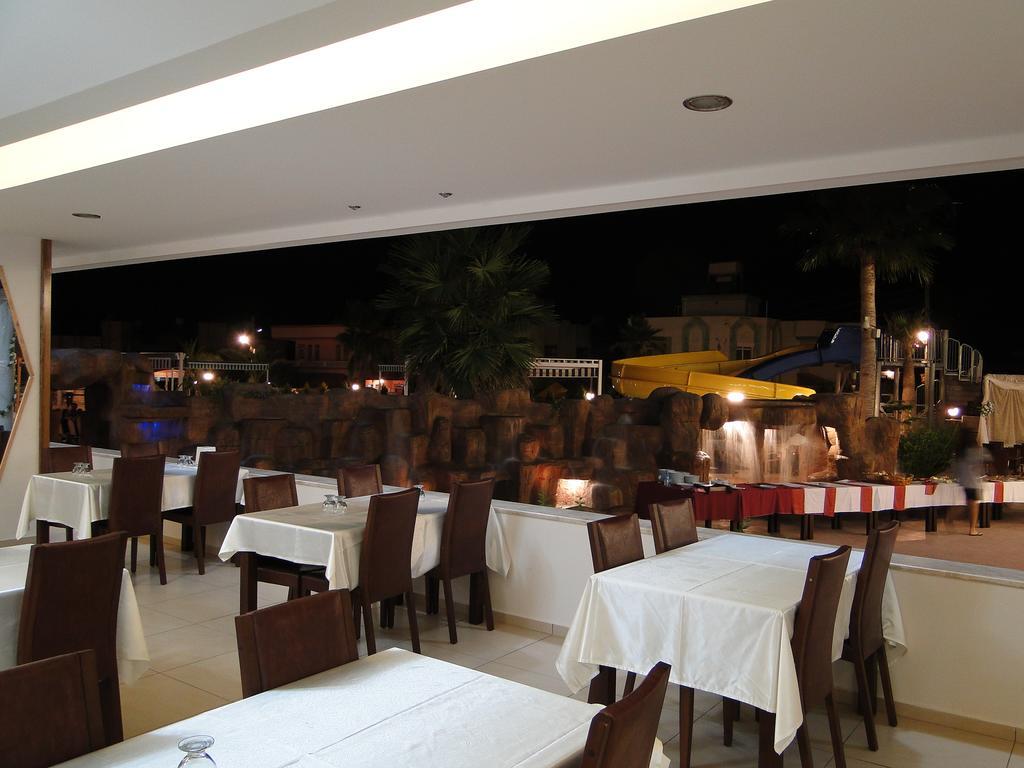 Gumus Hotel Arsuz Esterno foto