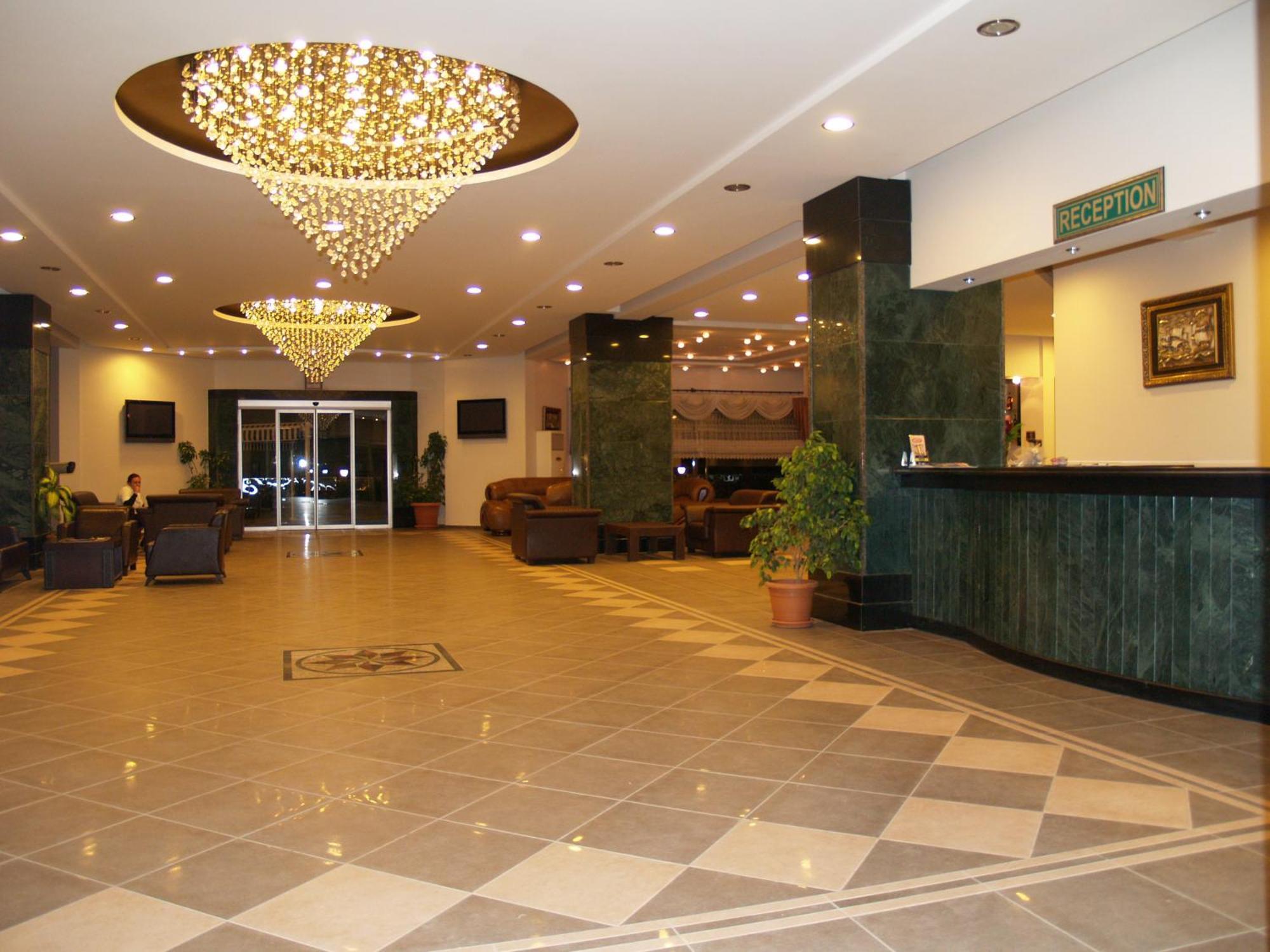 Gumus Hotel Arsuz Esterno foto